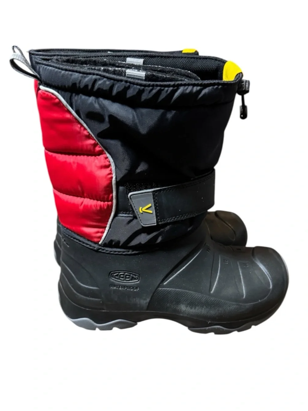 Keen Black Red Insulated Winter Boots Snow Big Kids Size 6 Outdoor Waterproof